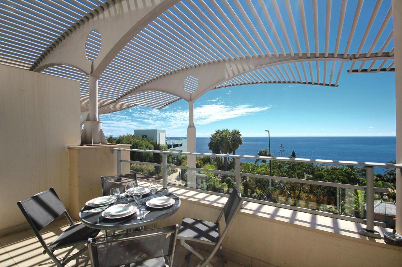 Oceanside Terrace Apartment By Holiday Rental Madeira Funchal  Eksteriør billede