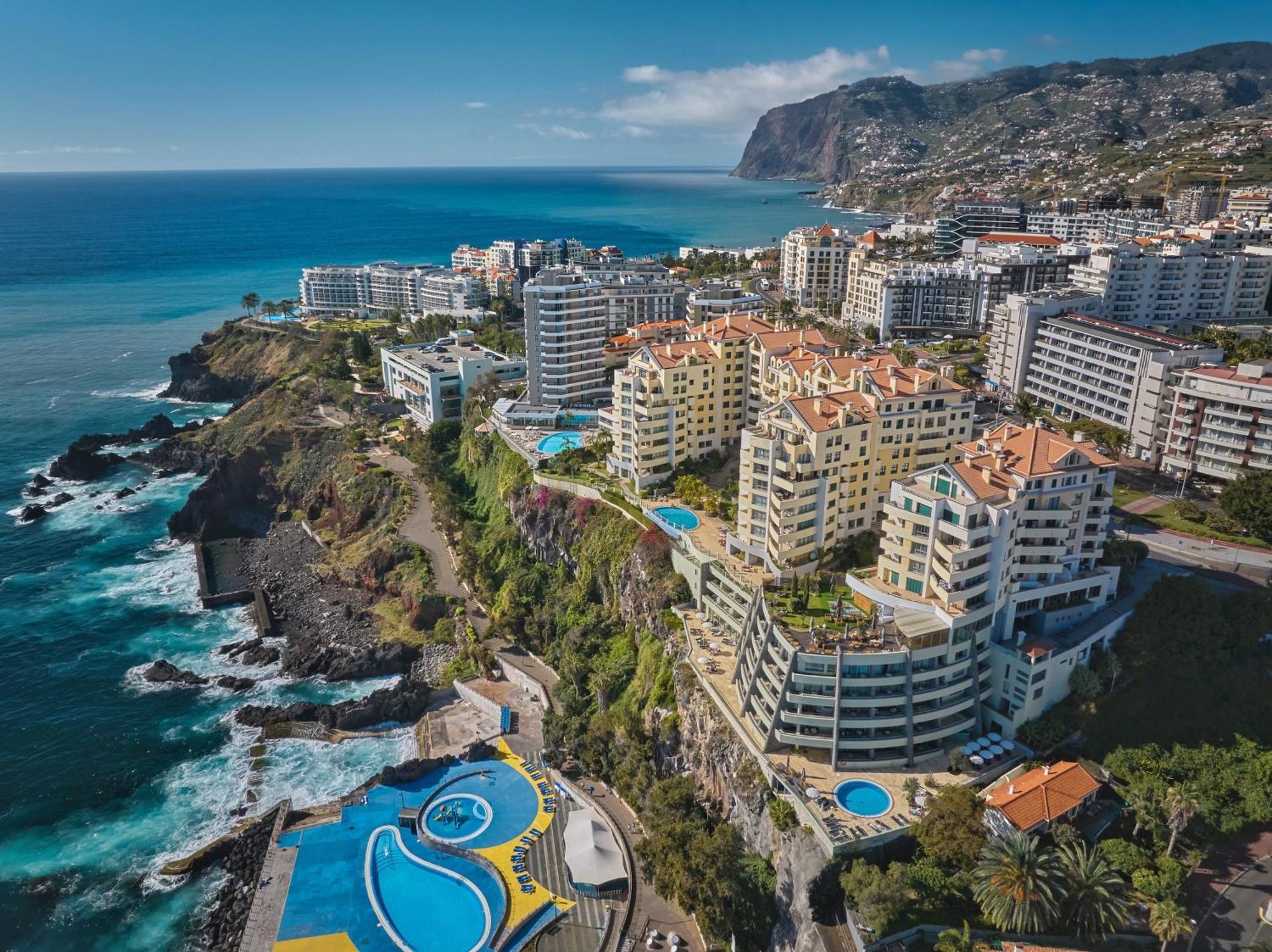 Oceanside Terrace Apartment By Holiday Rental Madeira Funchal  Eksteriør billede