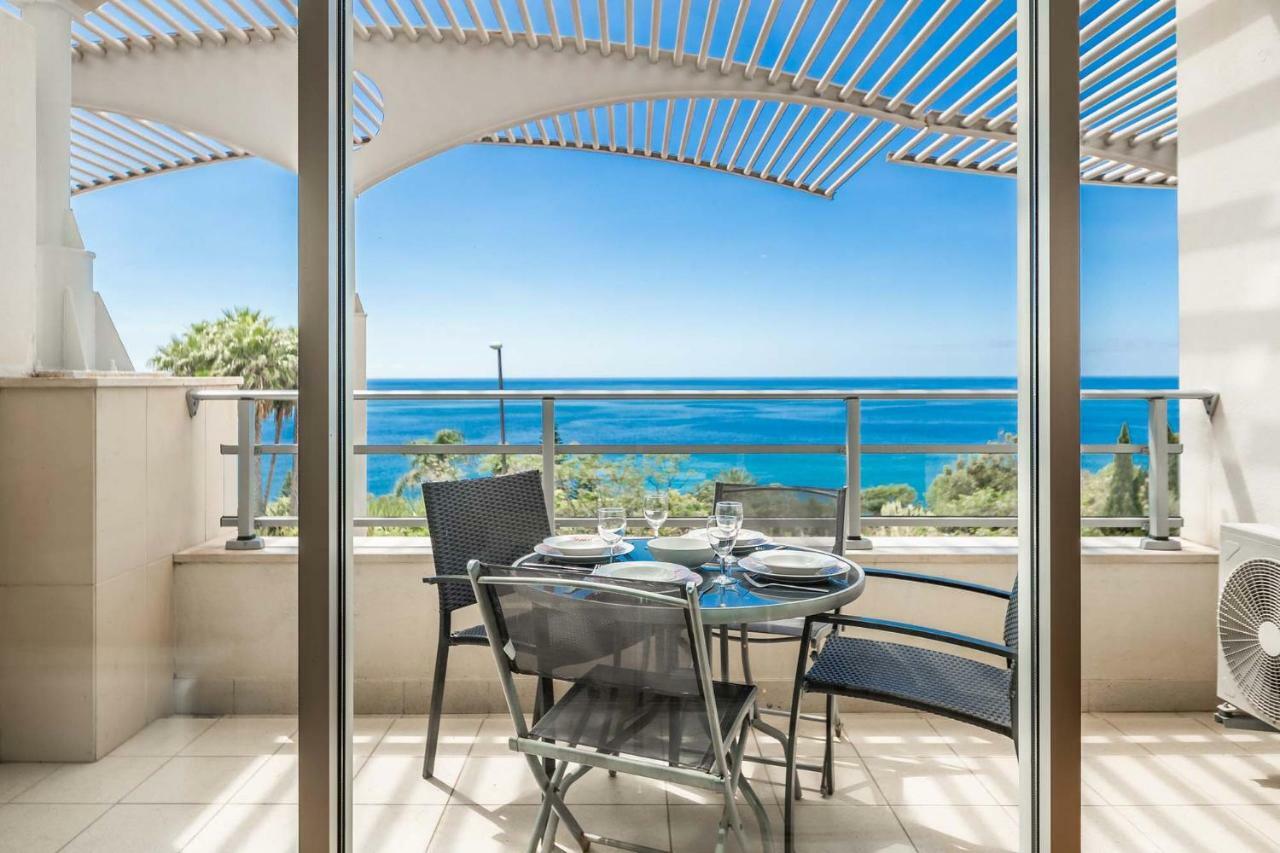 Oceanside Terrace Apartment By Holiday Rental Madeira Funchal  Eksteriør billede