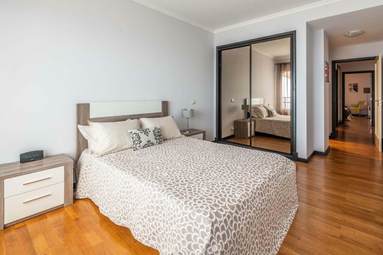 Oceanside Terrace Apartment By Holiday Rental Madeira Funchal  Eksteriør billede